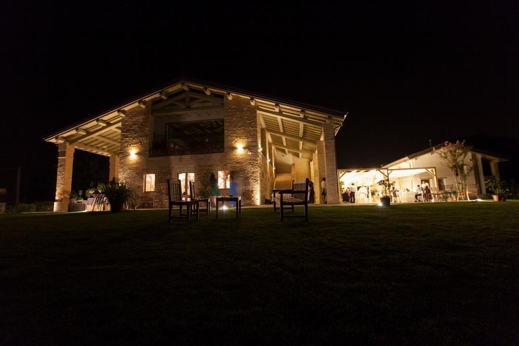 Agriturismo Alba Del Borgo Фіденца Екстер'єр фото